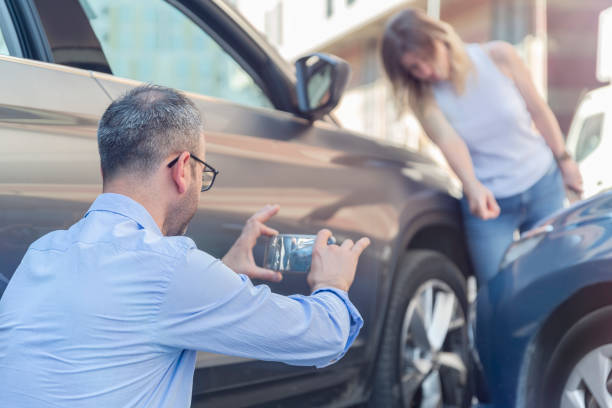 Professional Full Coverage Car Insurance technician working in Tehachapi, CA